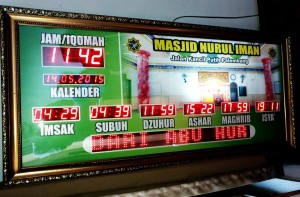 jam masjid palembang